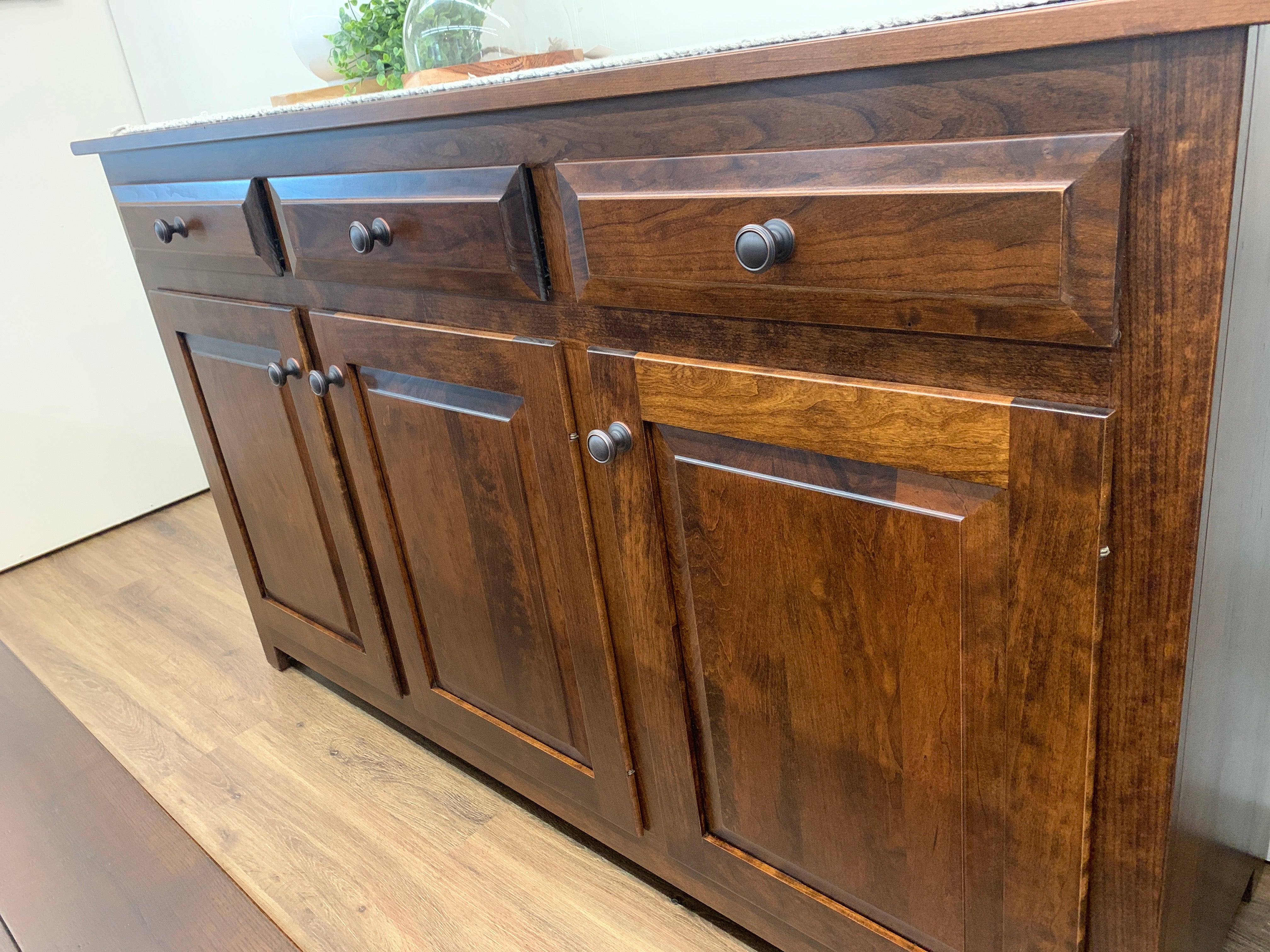 Princeton 3 Door Hutch Base