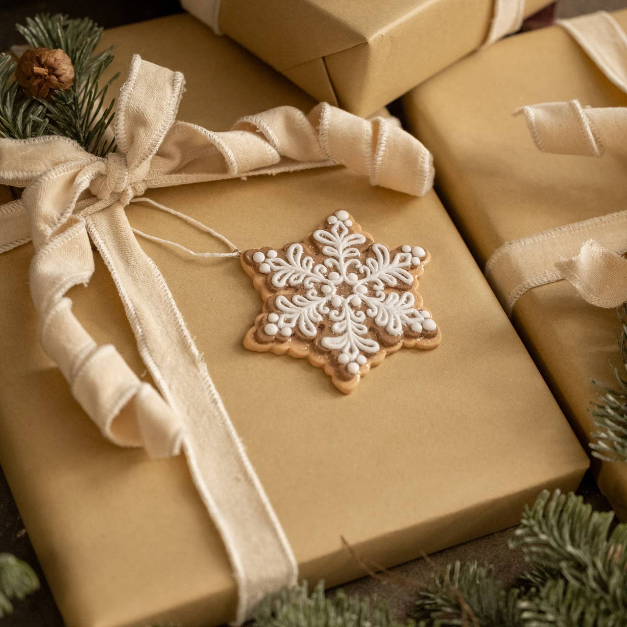 JENNIFER'S GINGERBREAD COOKIE ORNAMENT