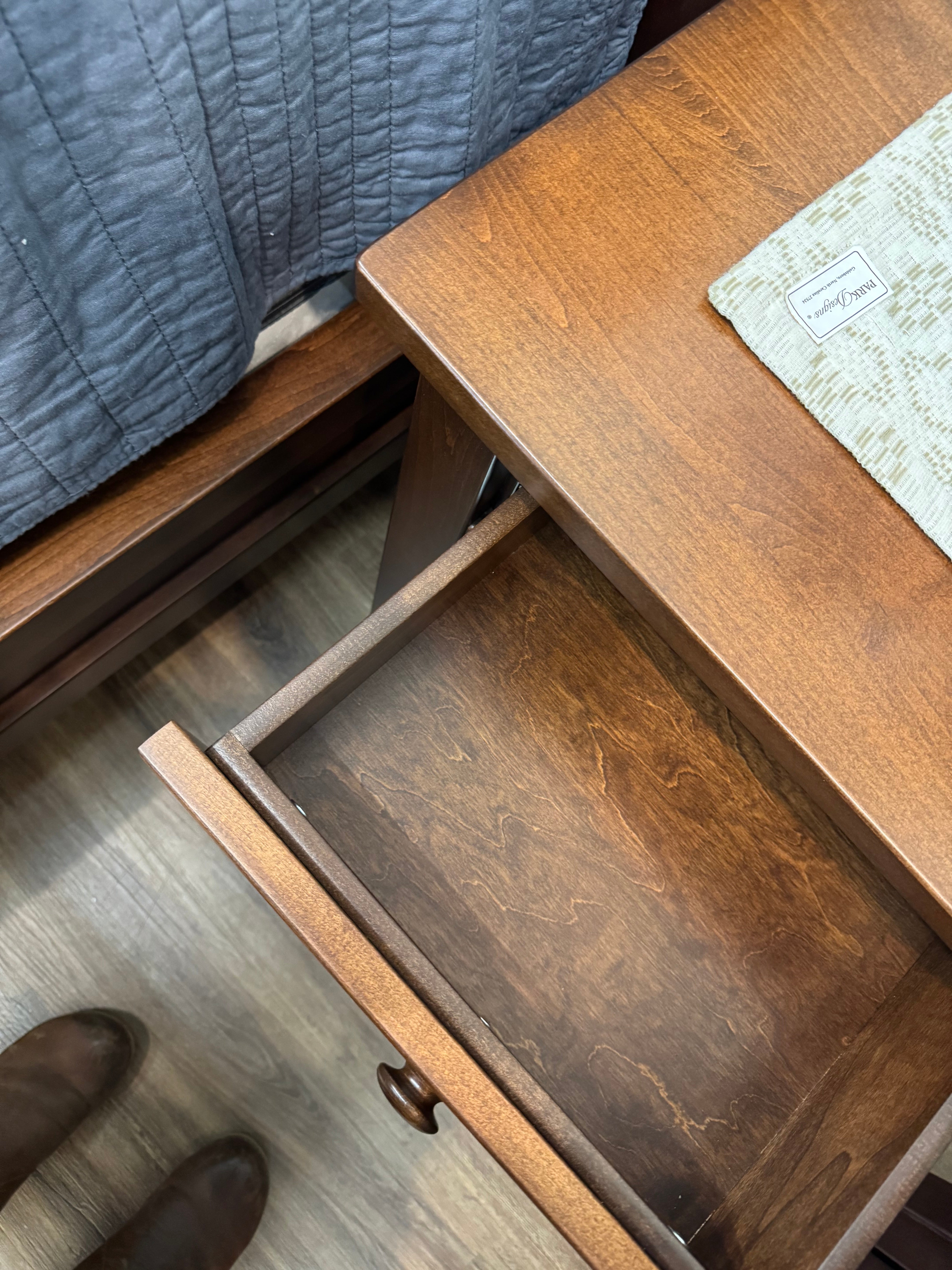 Cabin Creek Bedroom Set | 3 Piece Set