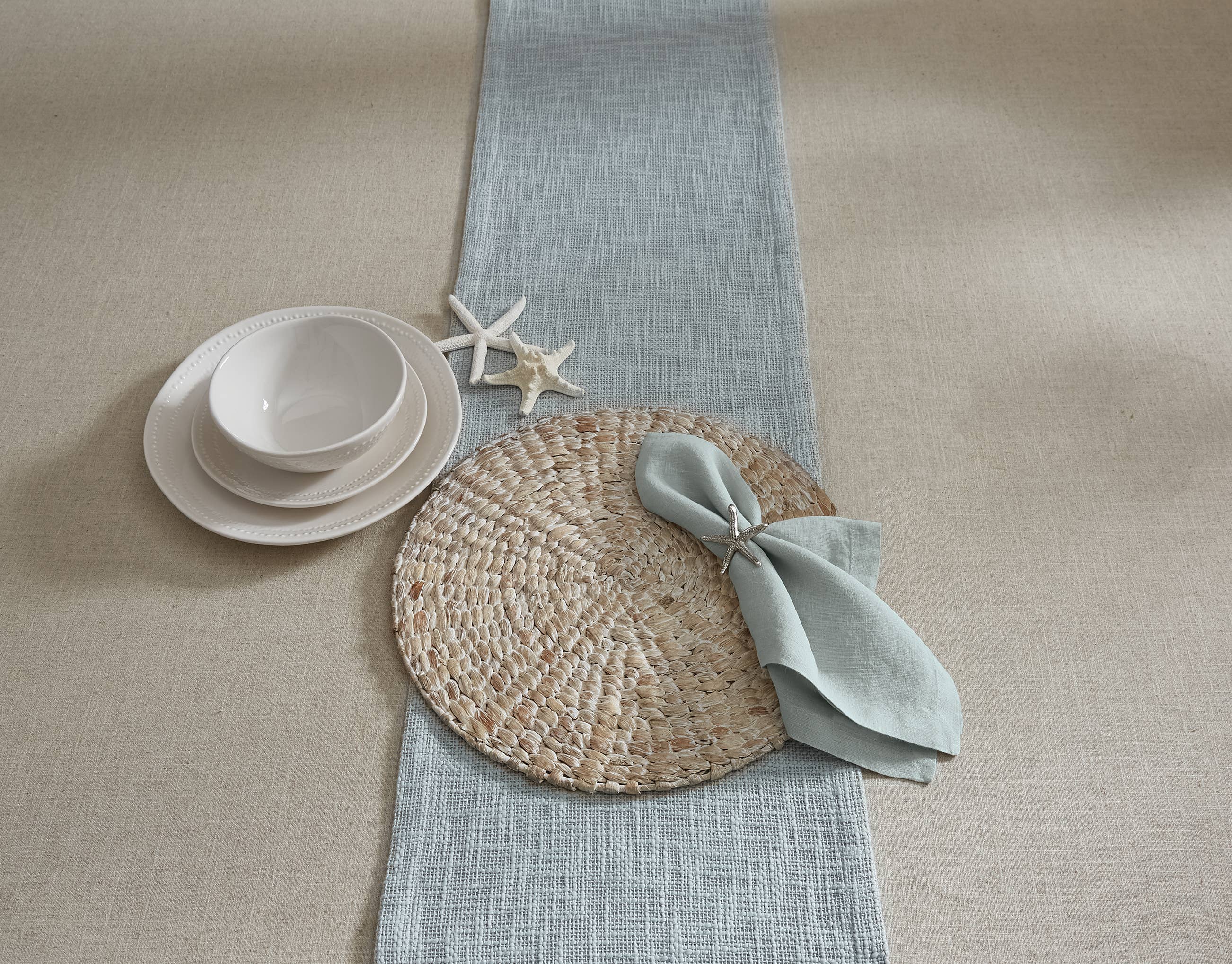Braided Hyacinth Round Placemat - White