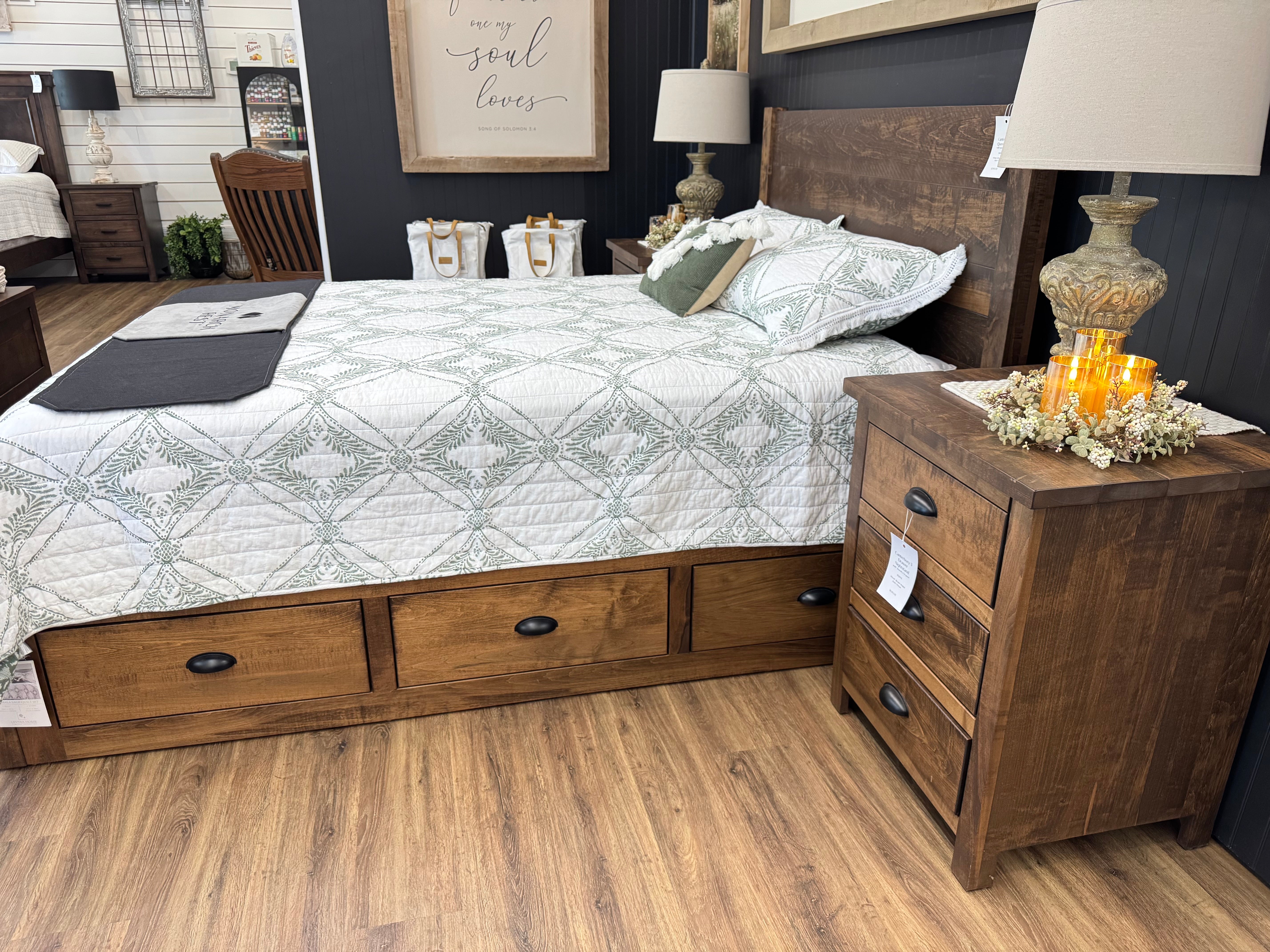 Canterbury Bedroom Set | 3 Piece Set