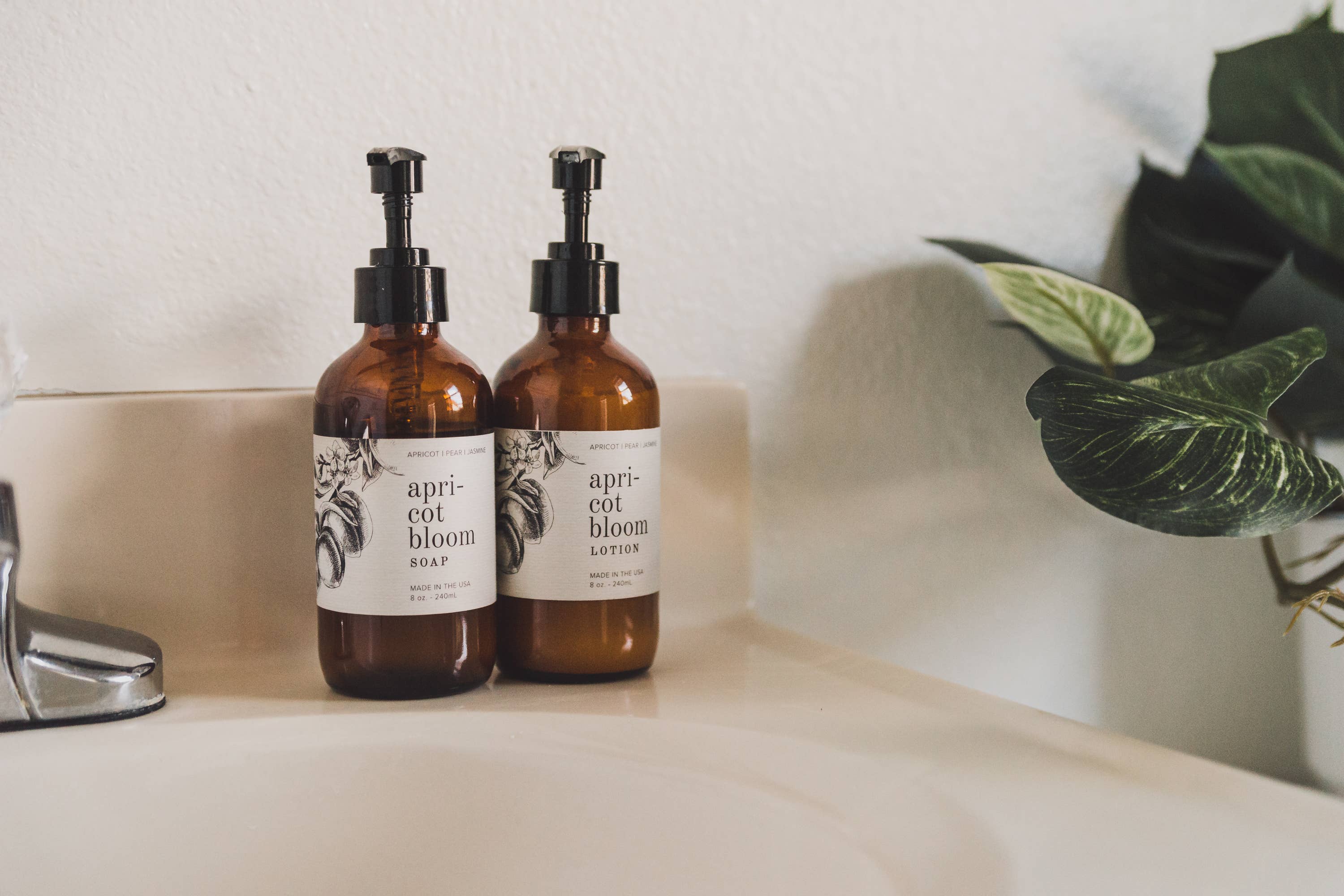 Apricot Bloom Hand Soap 8 oz