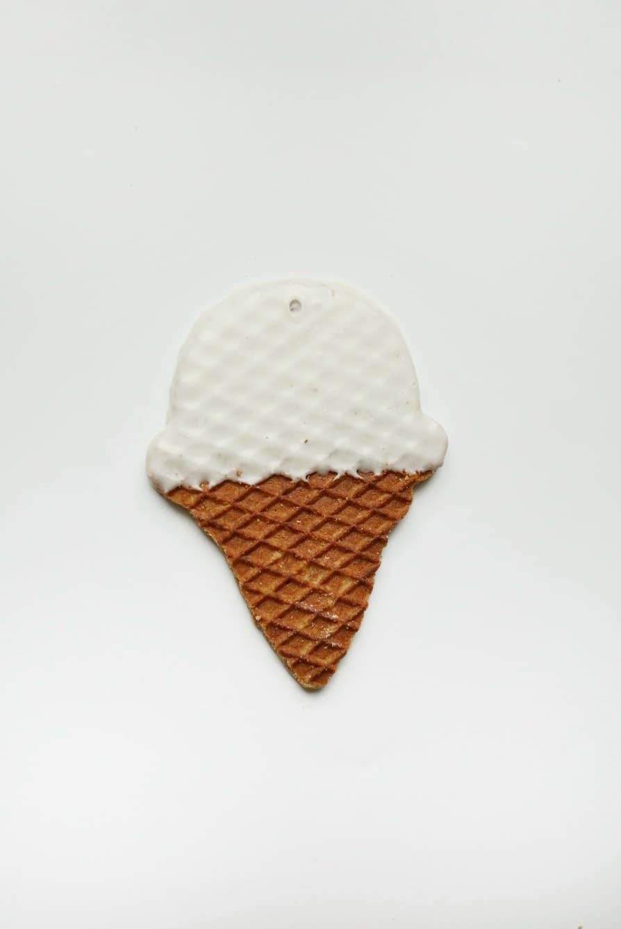 Ice Cream Cone-Shaped Stroopwafels