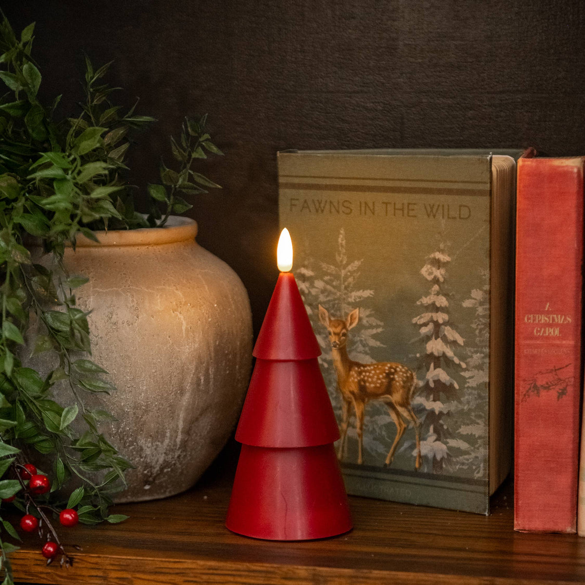 7" RED 3D FLAME SMOOTH TREE CANDLE