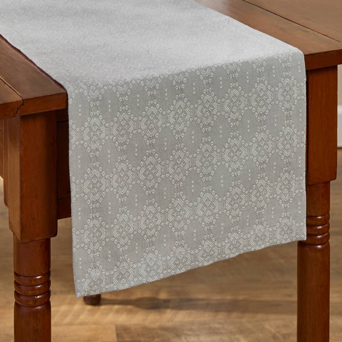 Winter Sky Table Runner 72"Ln