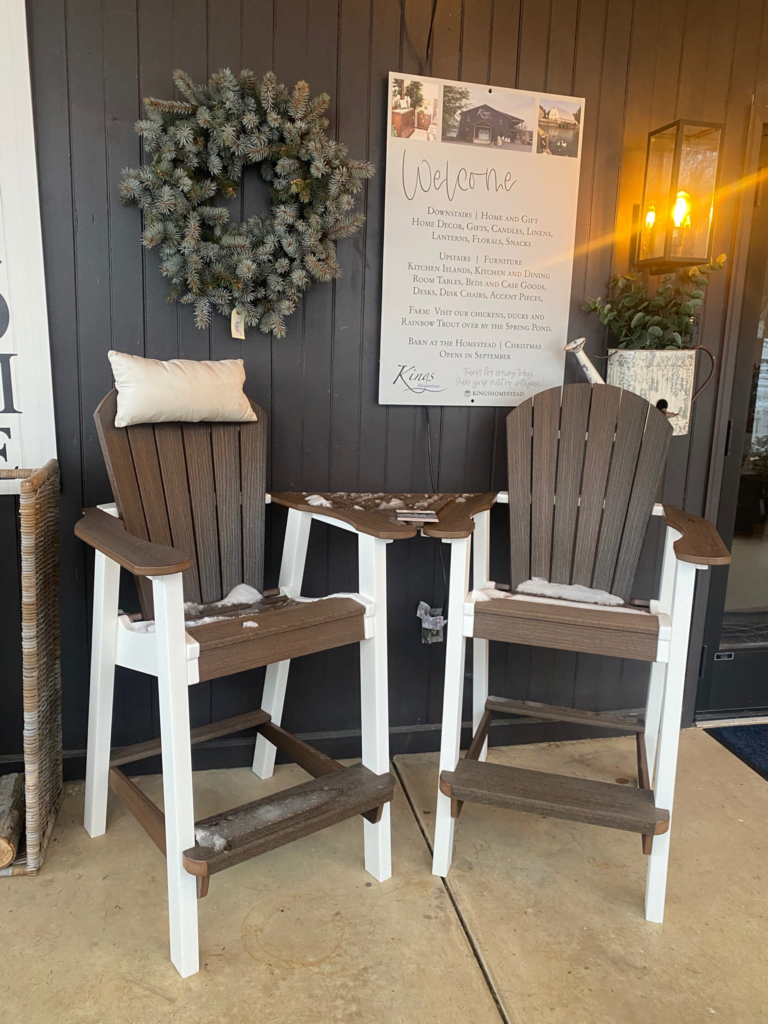 Oceanside Pub Settee