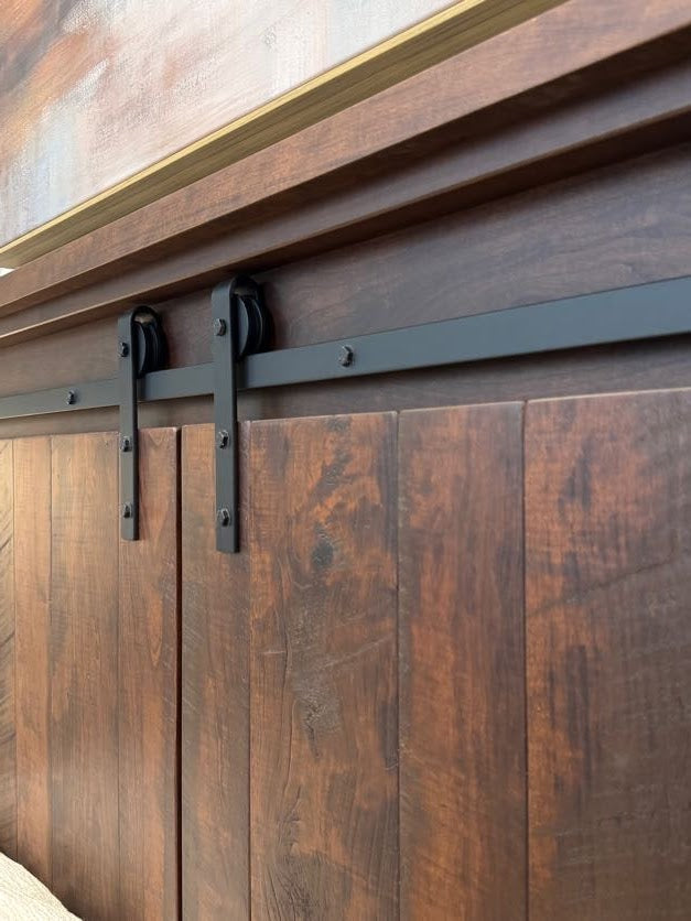 Rustic Cherry - Barn Floor Top Panel Queen Bed