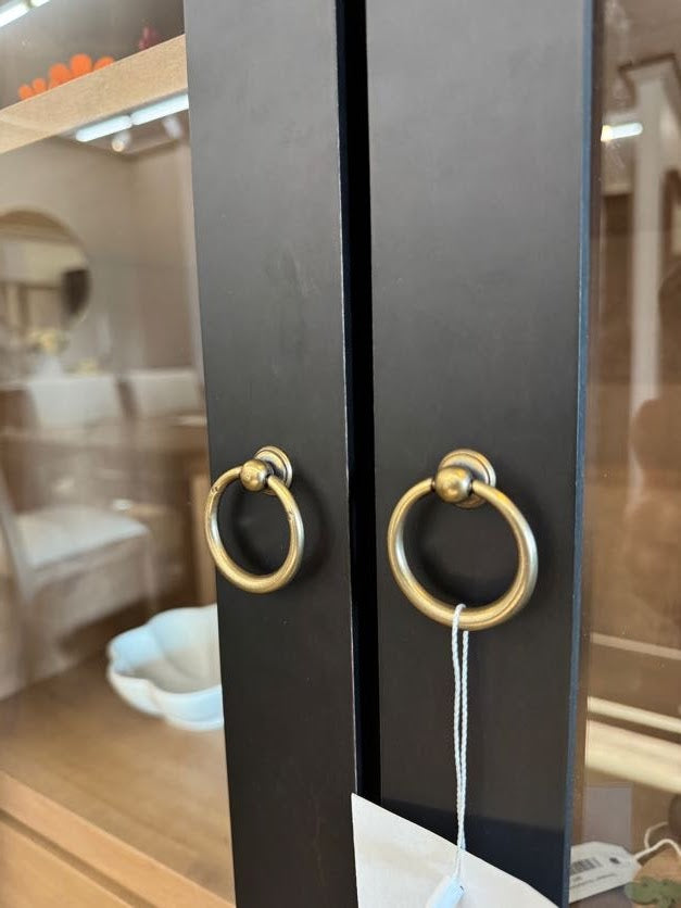 Maxwell Cabinet
