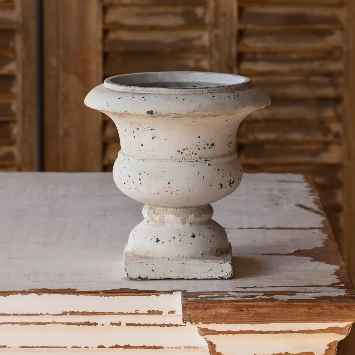 Marcella Concrete Urn