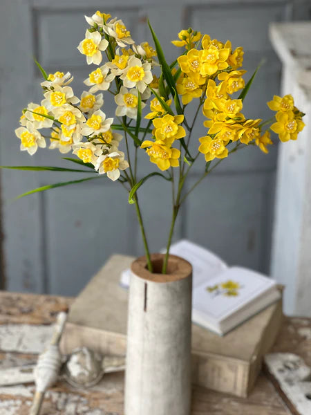 Daffodil Lane Spray | 31.5" | Follies