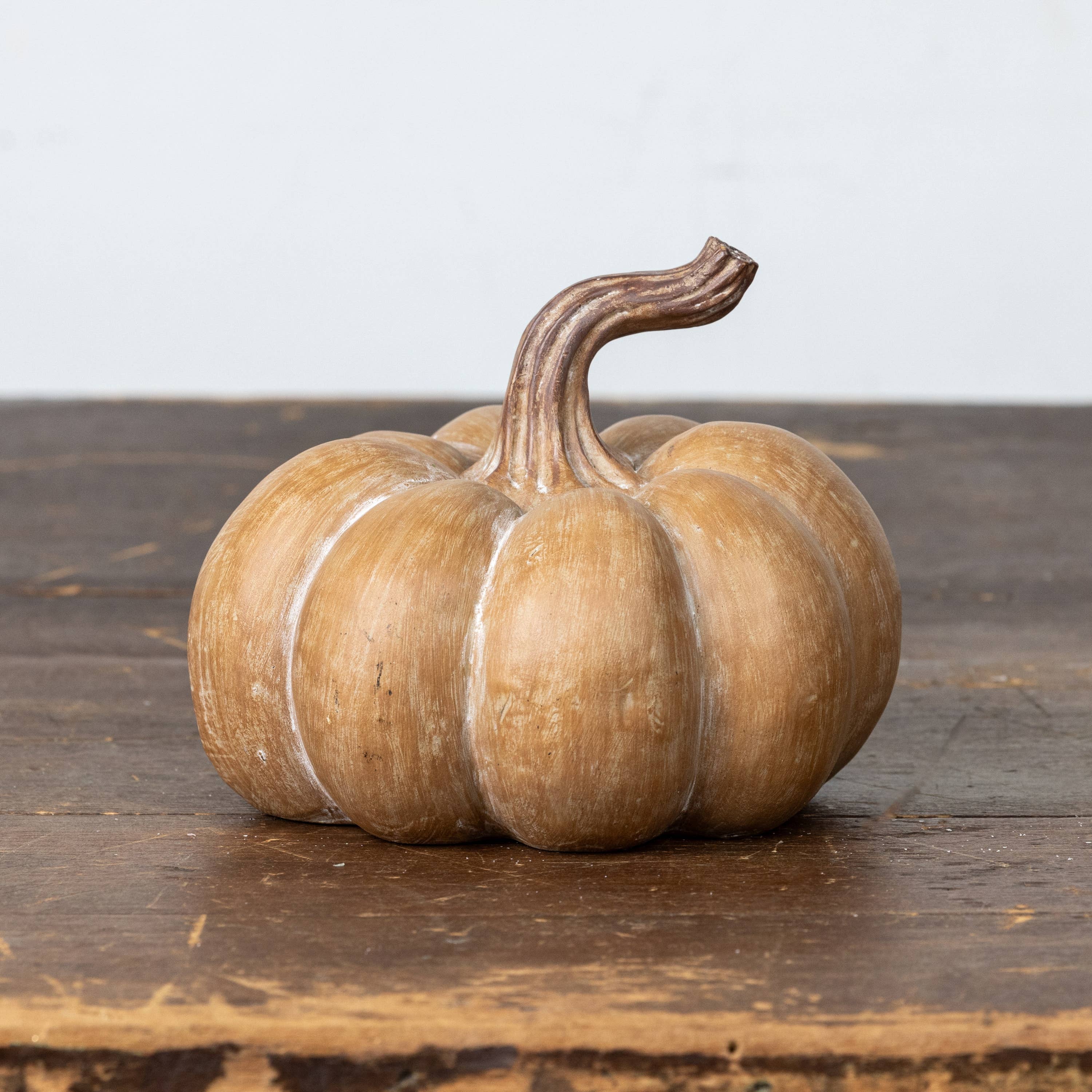 4.75" TAN RESIN PUMPKIN