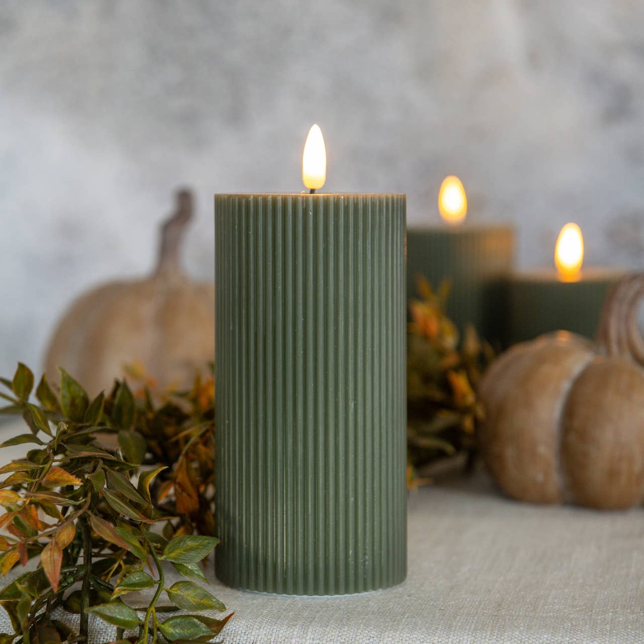 6" DARK GREEN GROOVED 3D FLAME CANDLE