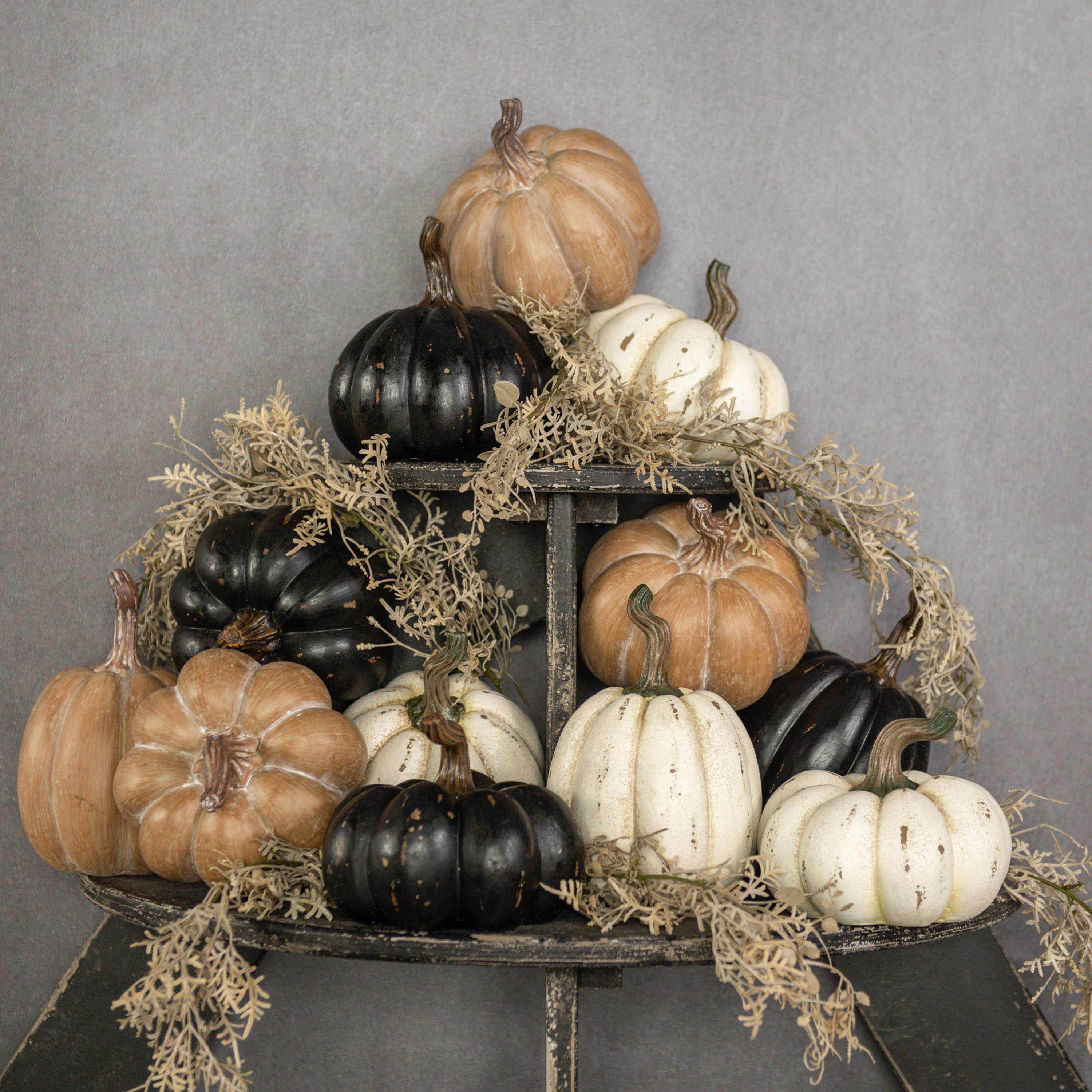 4.75" TAN RESIN PUMPKIN