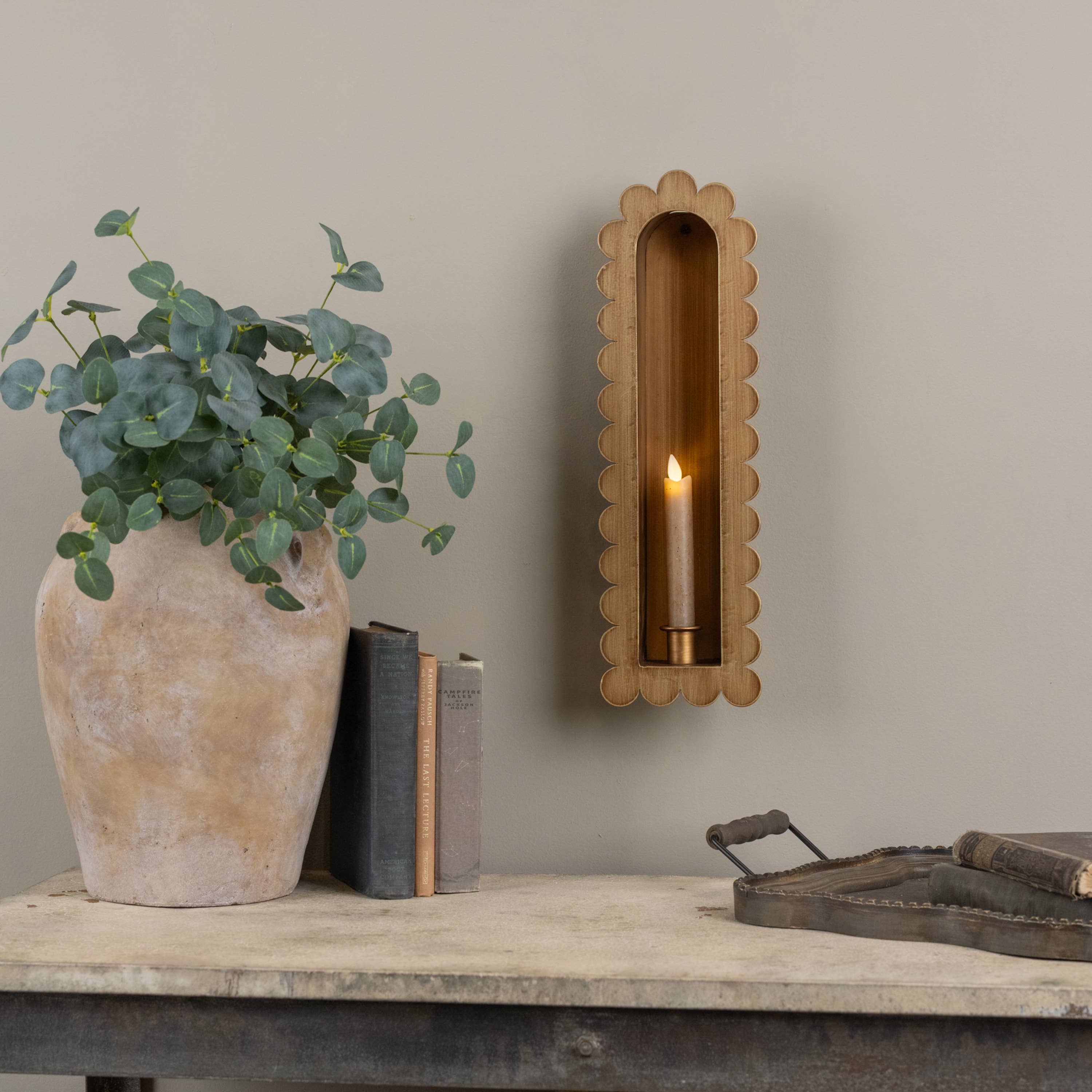 16.75" GOLD SCALLOPED TAPER CANDLE WALL SCONCE