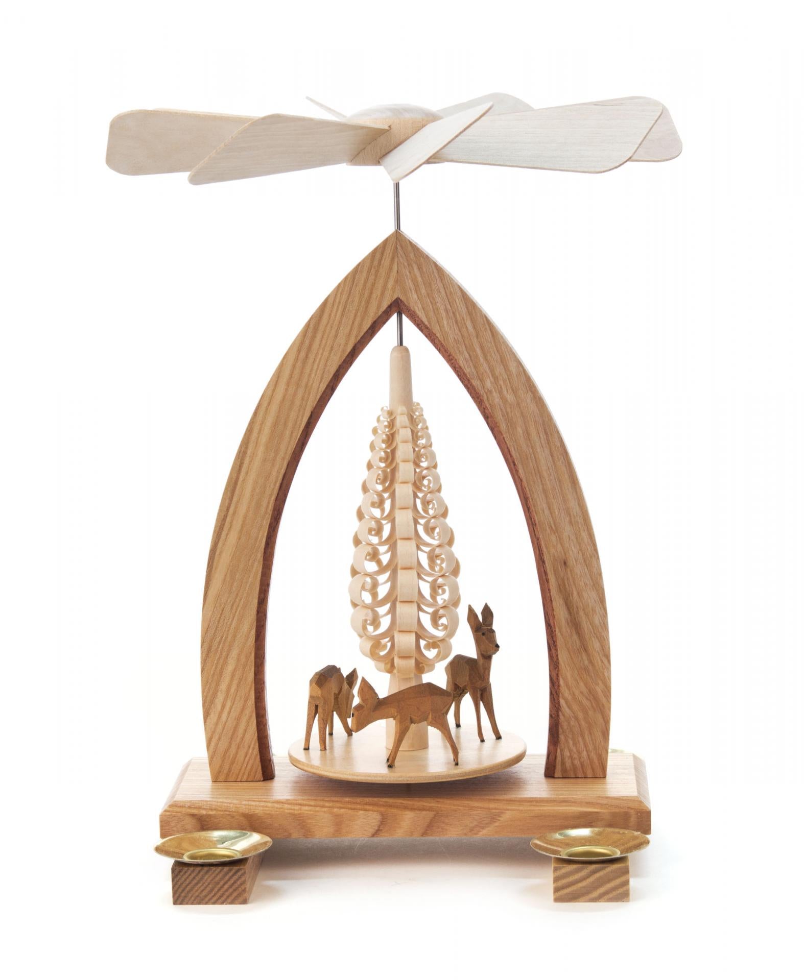Pyramid deer for candles 14 mm