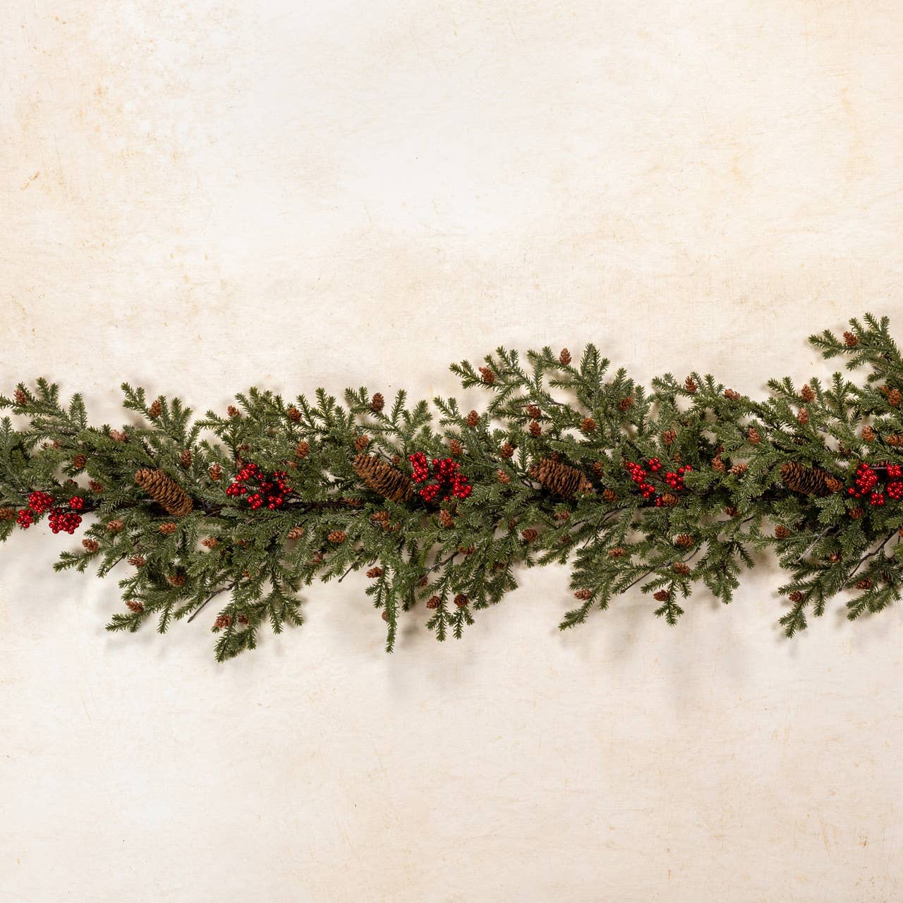 5' PINE, PINECONES & BERRIES GARLAND