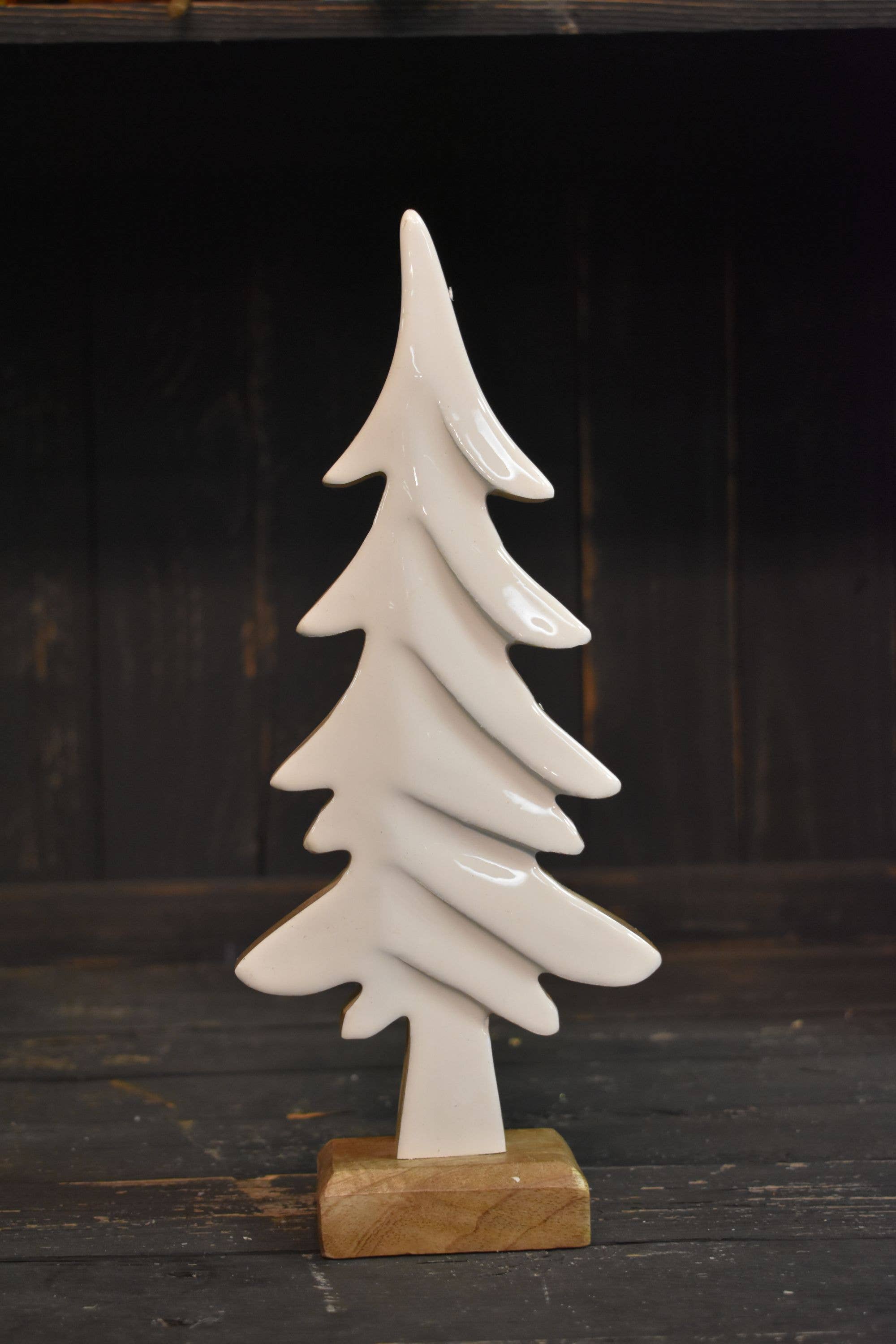 Wooden Tree w/ White Enamel 6.5x2x16in