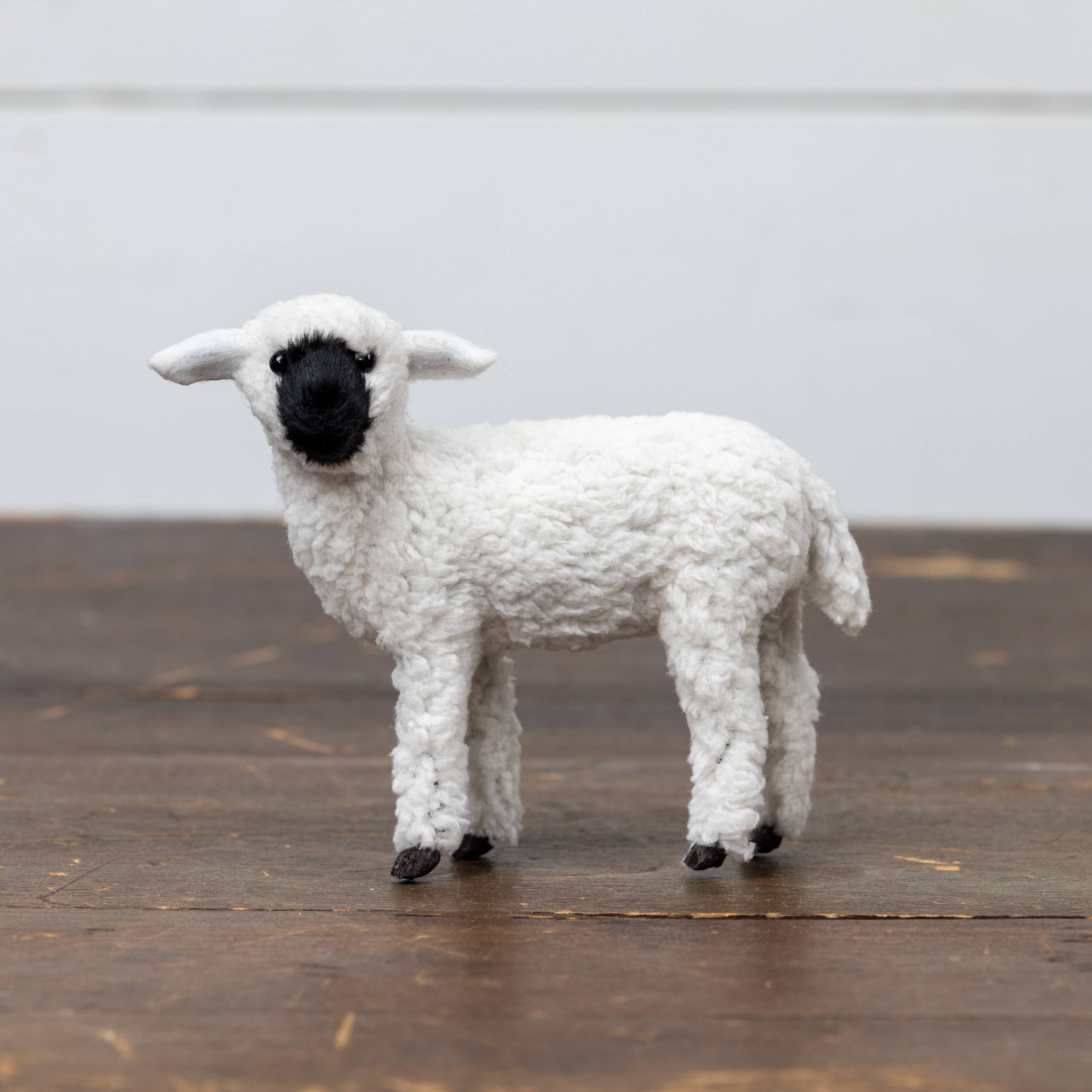 5.5" STANDING SHEEP