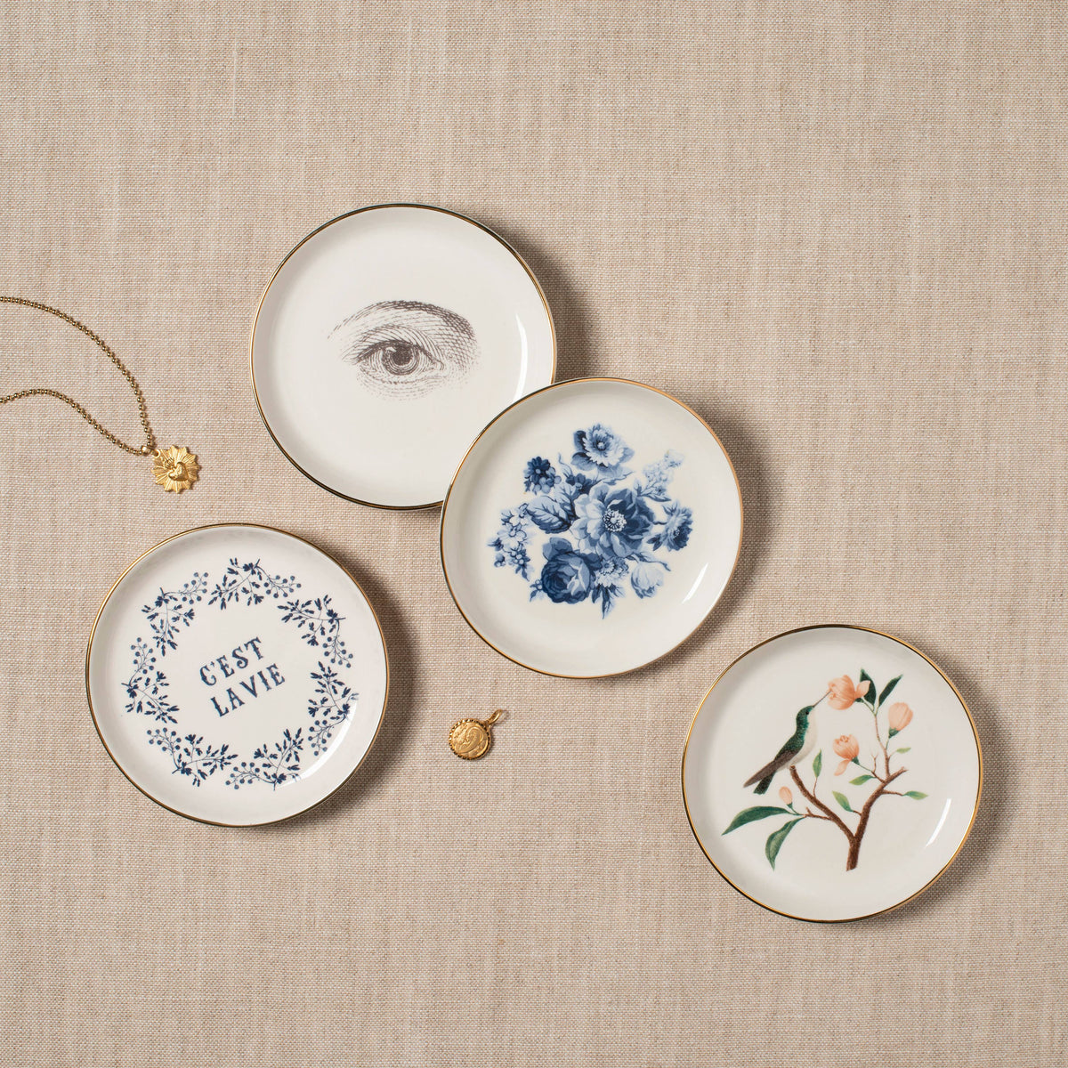 BLUE BOUQUET MEMENTO SMALL ROUND TRAY