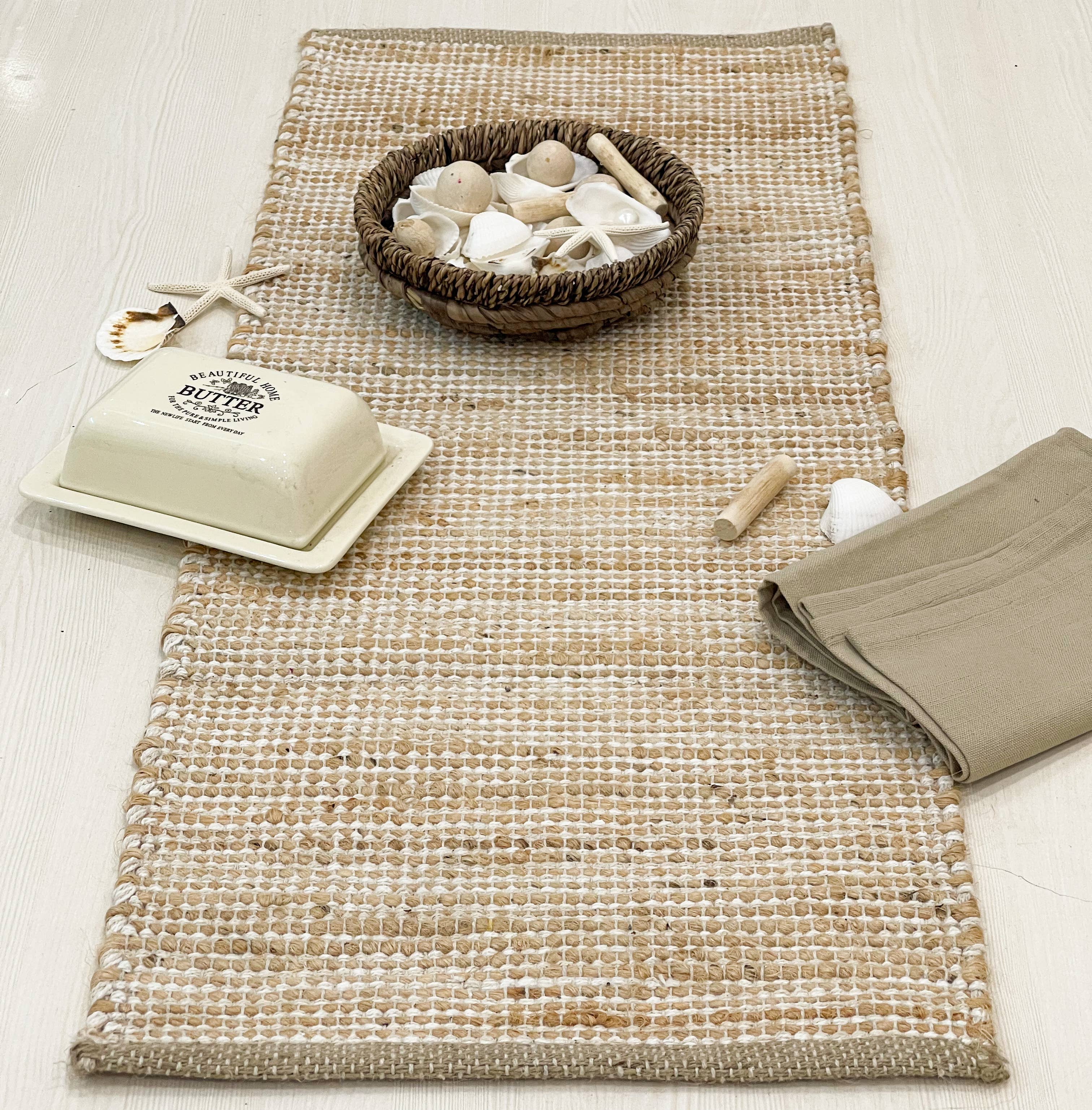 OMBRE TABLE RUNNER, NATURAL JUTE-IVORY, 13''x36''.