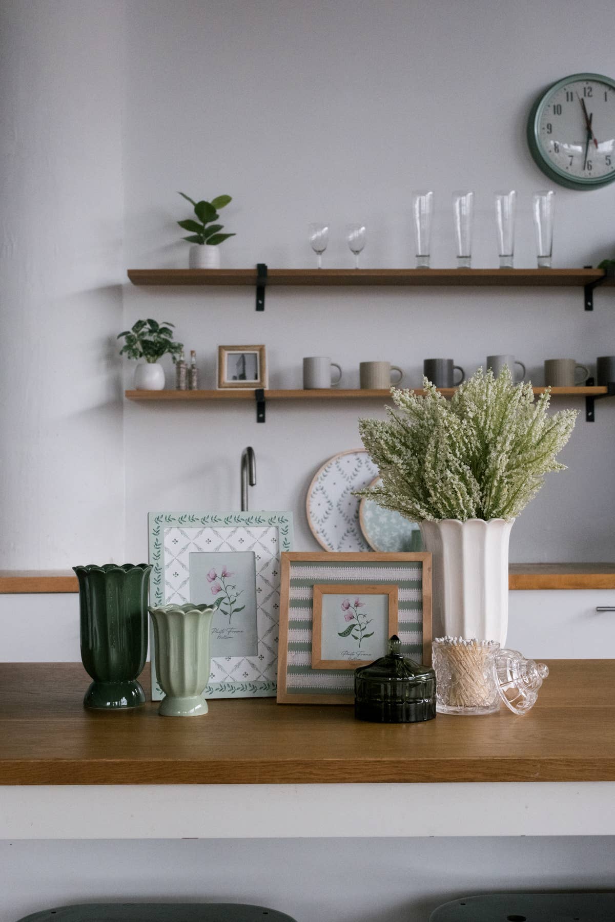 Cottage Bloom Tall, White Scalloped Vase