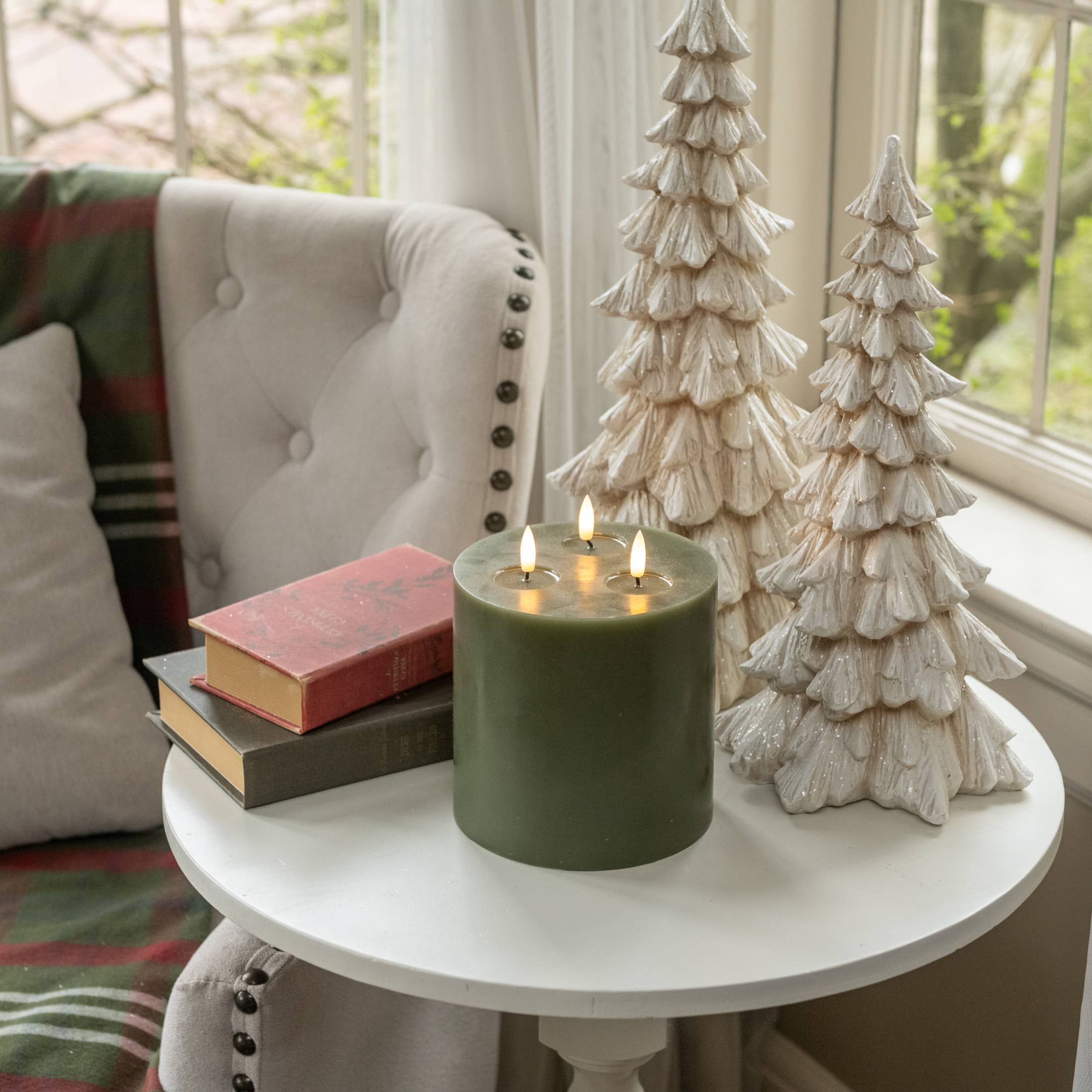 7" DARK GREEN 3 WICK 3D FLAME CANDLE