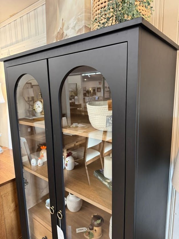 Maxwell Cabinet