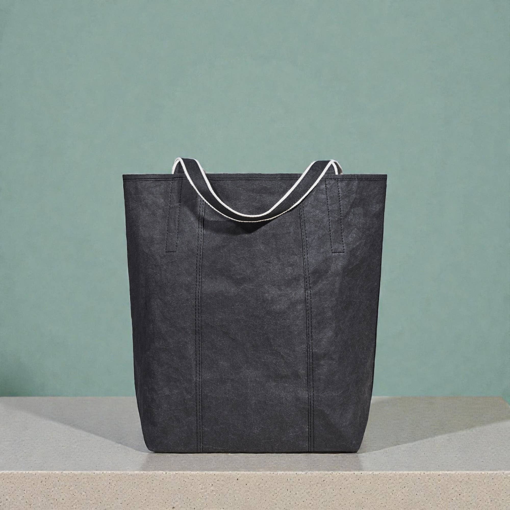 Iconic Shopper with Inner Pocket, Reusable Tote Bag