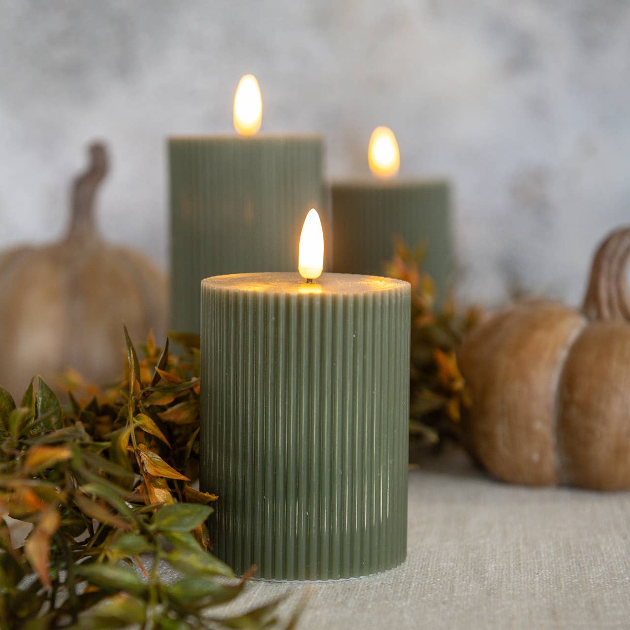 4" DARK GREEN GROOVED 3D FLAME CANDLE