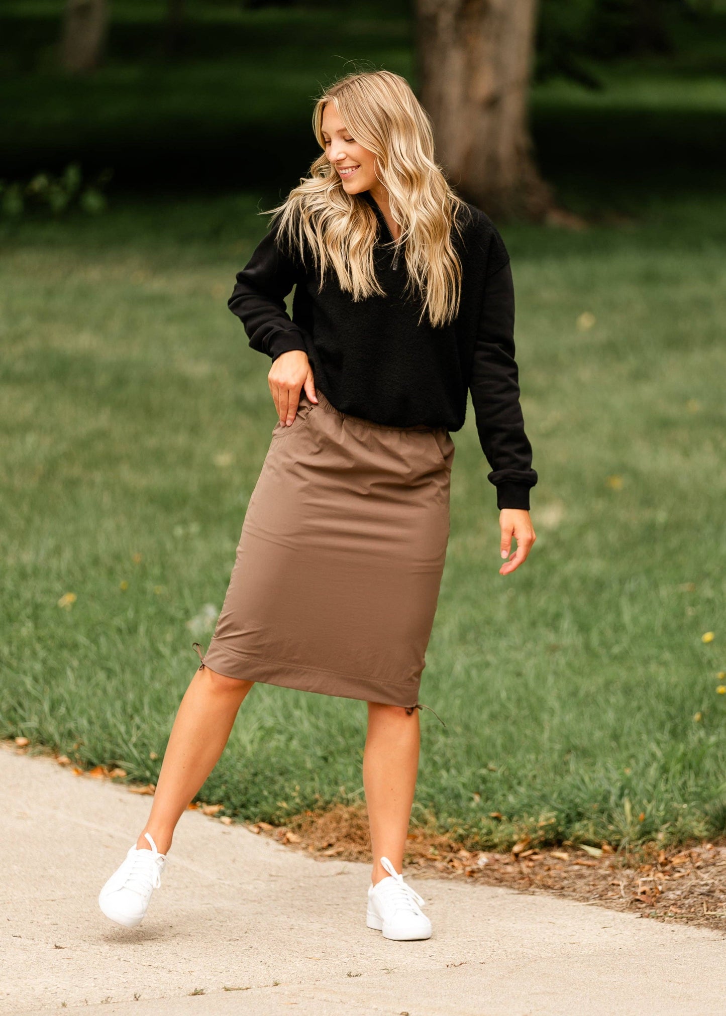 Andie Hiking Midi Skirt