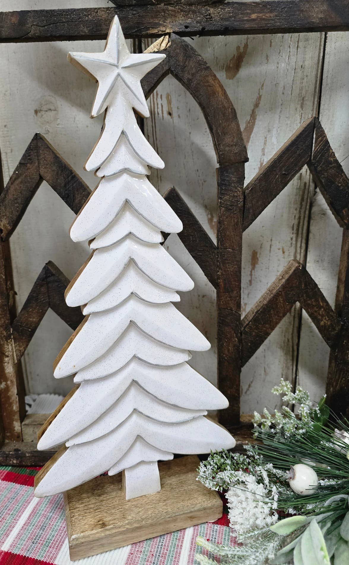 Large Glitzy Downswept Tree: 16.5x7.5in