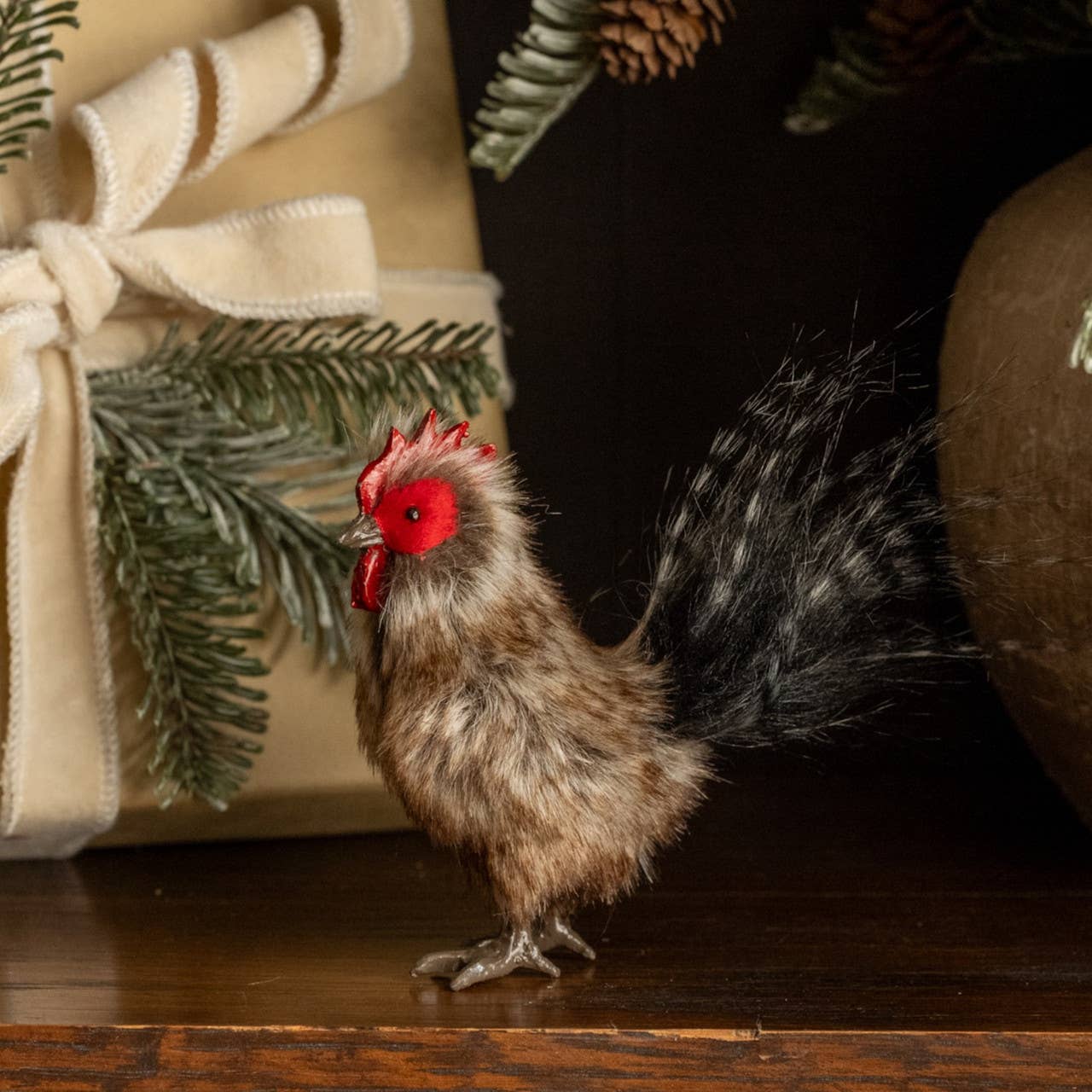 STANDING BROWN ROOSTER