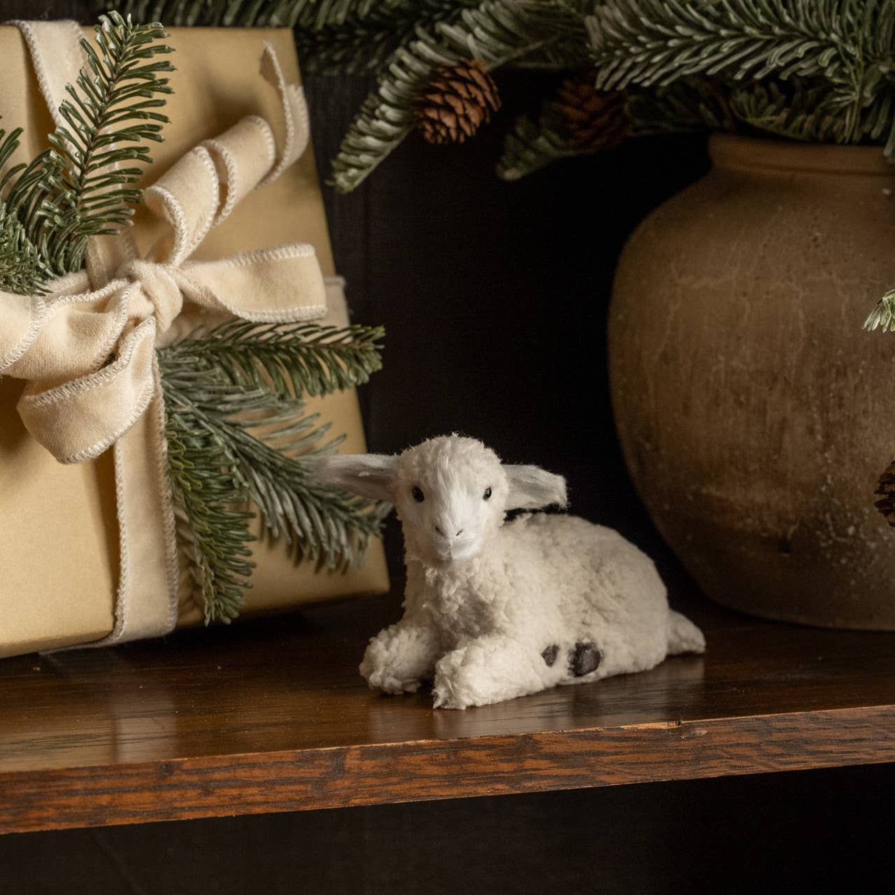 5.25" RESTING LAMB