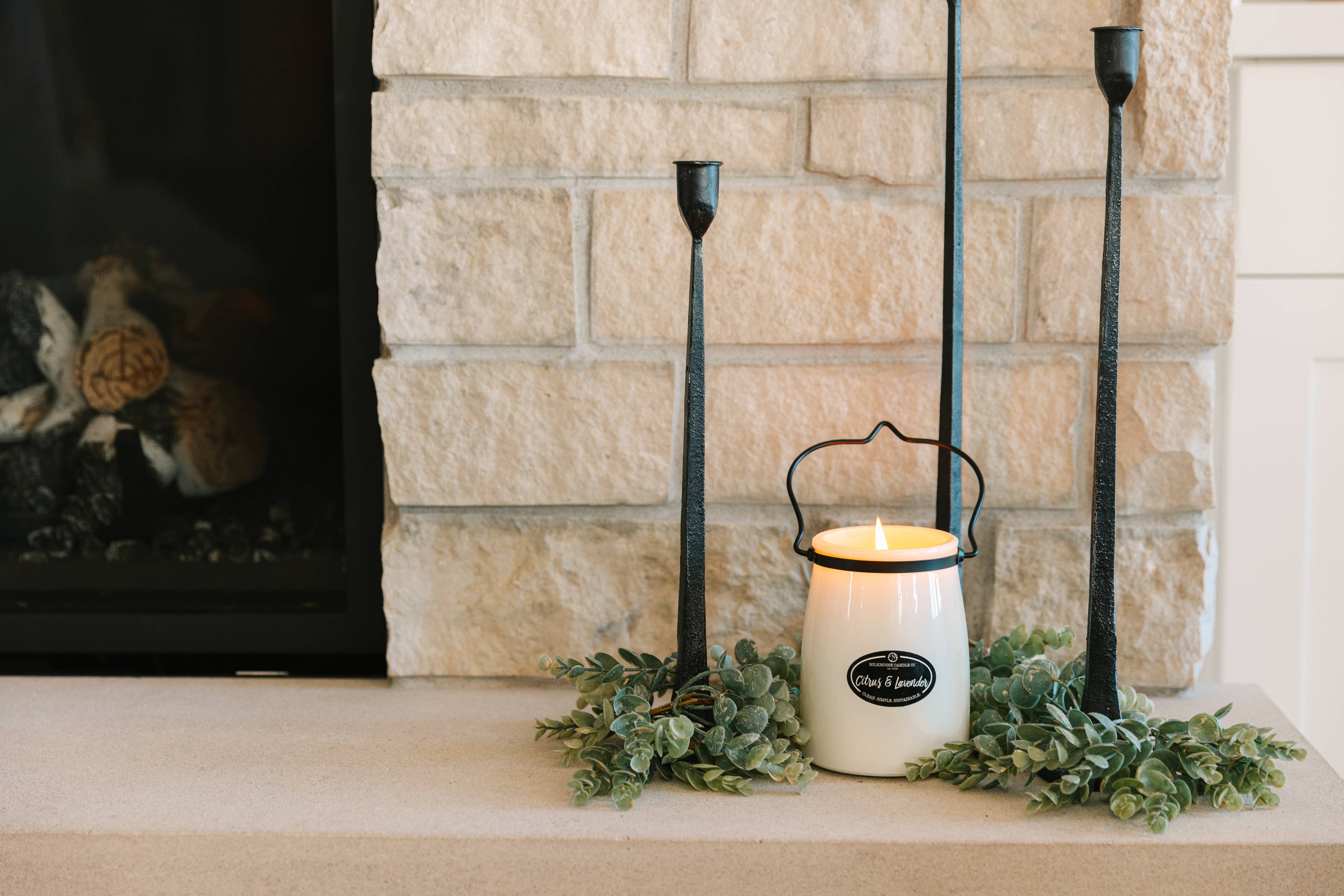 22 oz Butter Jar Candle: Citrus & Lavender