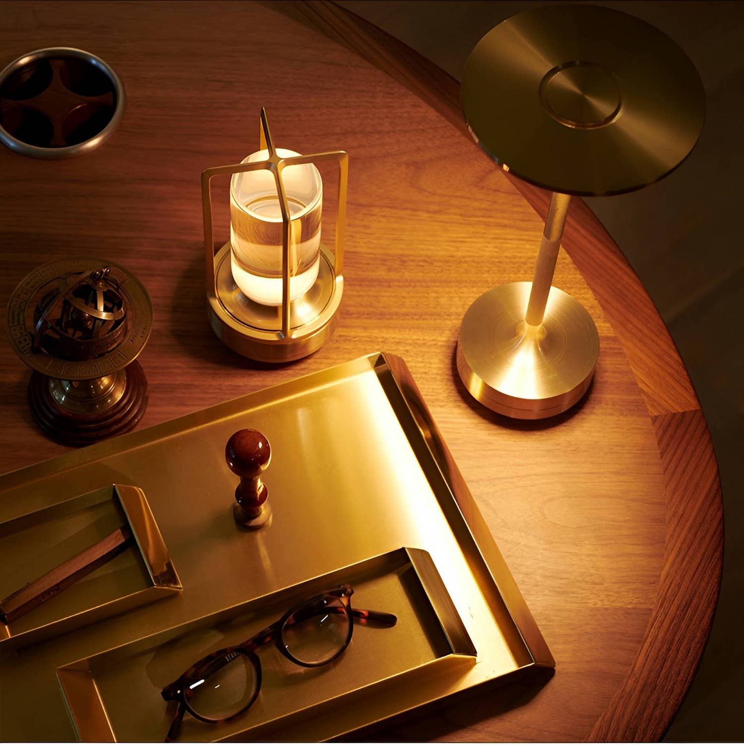 Metal Dimmable Cordless Table Lamp