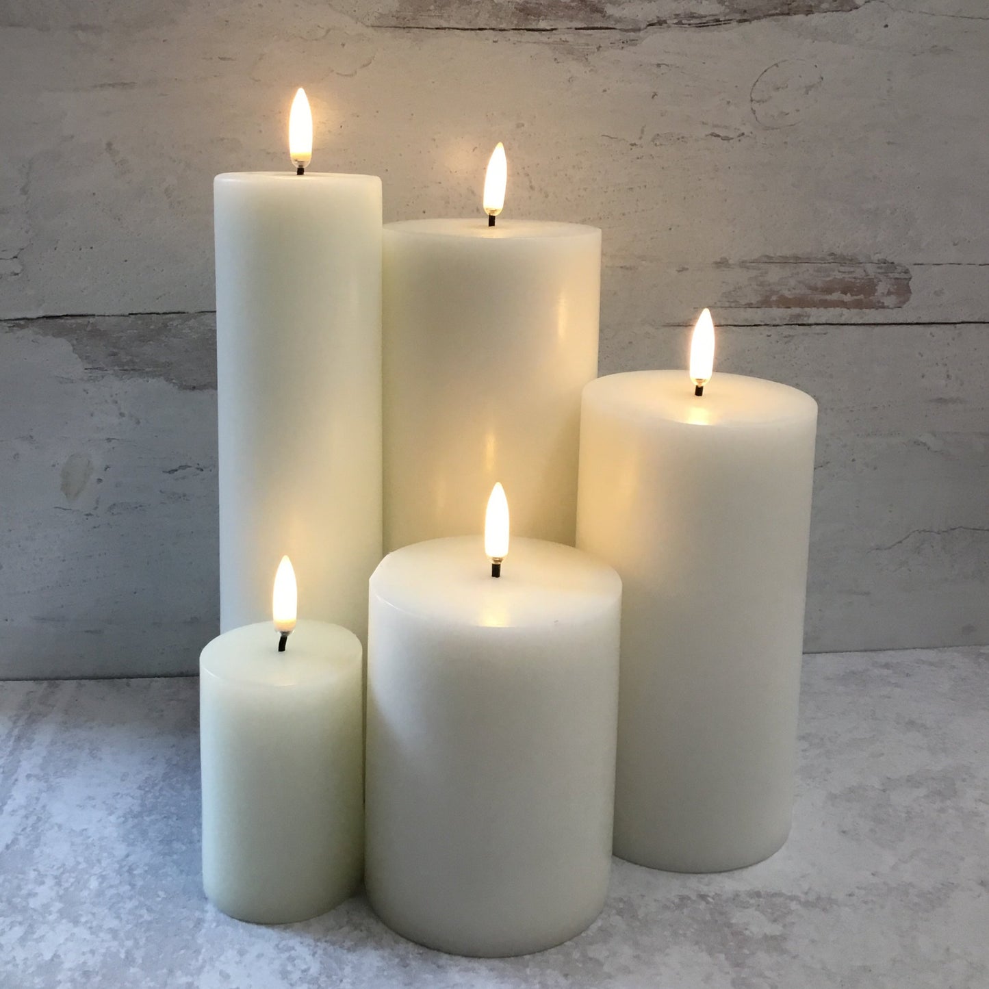 Nordic White Flame Candle | Uyuni